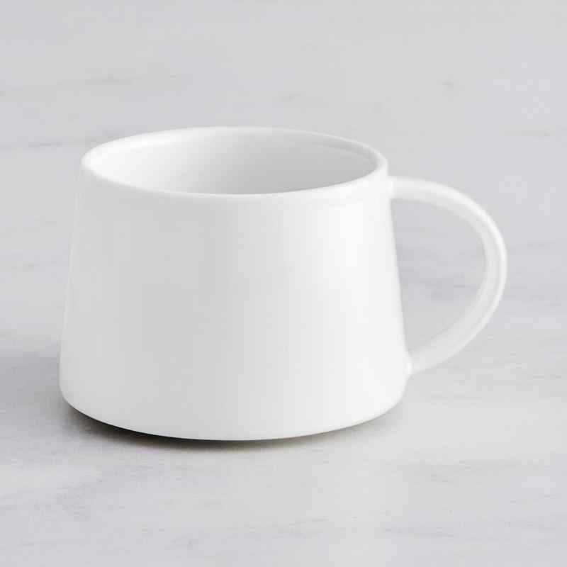 ACOPA 303SCDCUP9WH Lore 8.5 oz. Bright White Stackable Porcelain Cup, 24/Case